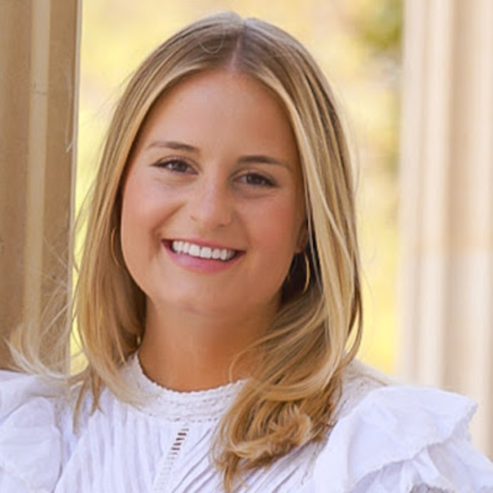 Meet your Posher, Becca